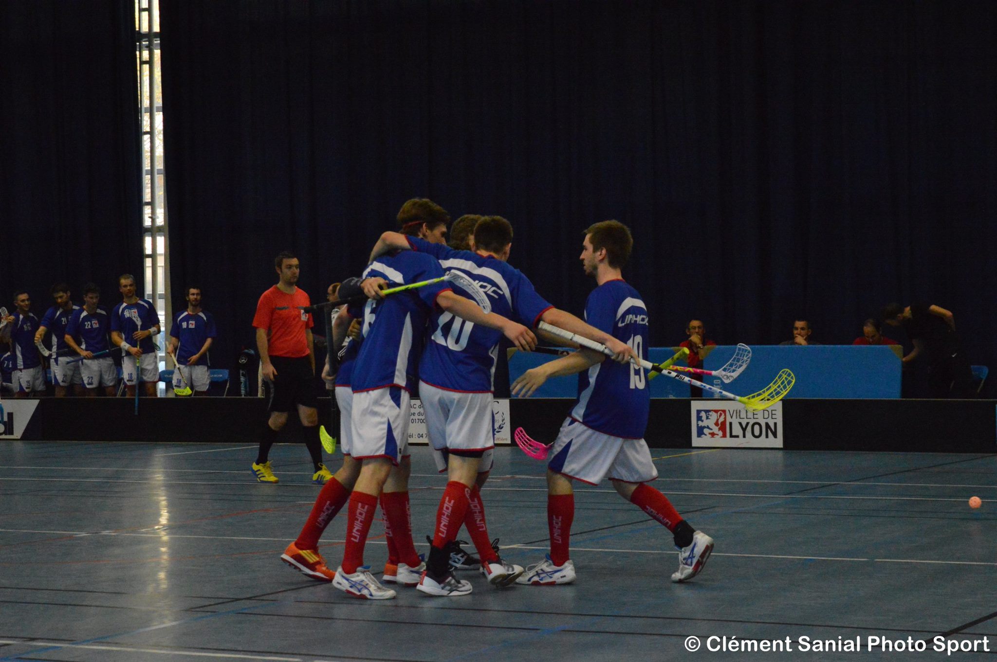 La famille bleue au complet à Lyon